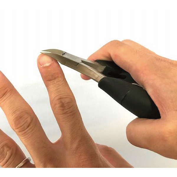 握りやすいニッパー型爪切りのサムネイル画像1