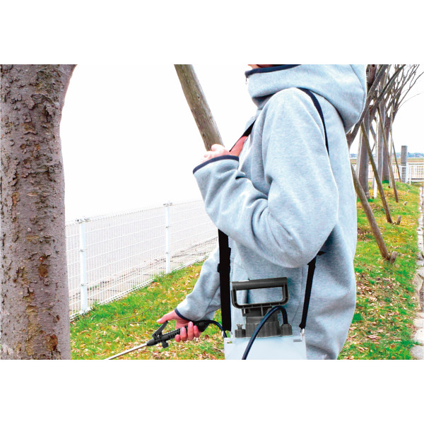 タカギ　肩掛蓄圧式噴霧器のサムネイル画像1