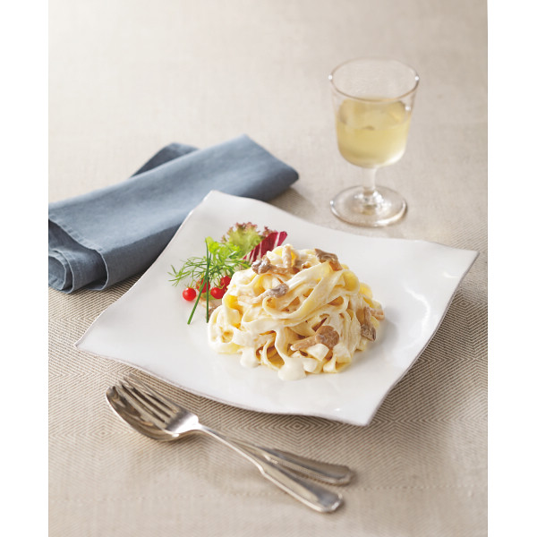生パスタと２種類のパスタソースセットのサムネイル画像1