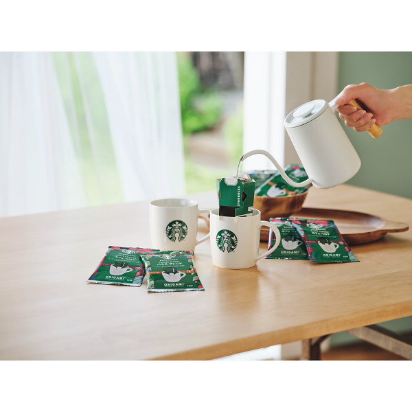 スターバックス　オリガミｗｉｔｈマグカップギフトのサムネイル画像1