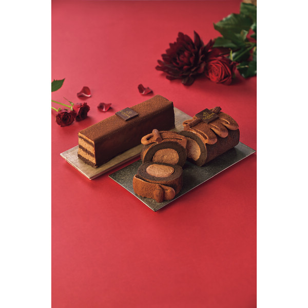 ゴディバ　チョコレートロールケーキのサムネイル画像2