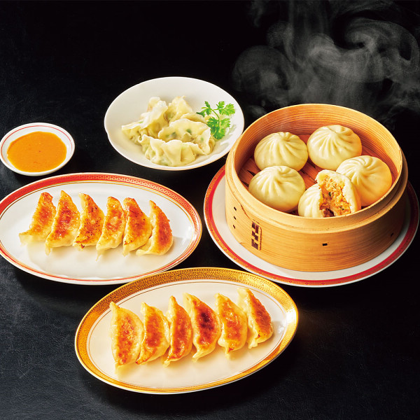 餃子専門店イチロー　味噌だれ餃子２種＆中華点心２種（計４１個）