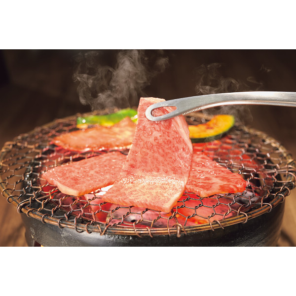 仙台牛　肩ロース食べ比べ　焼肉用（計３００ｇ）のサムネイル画像1