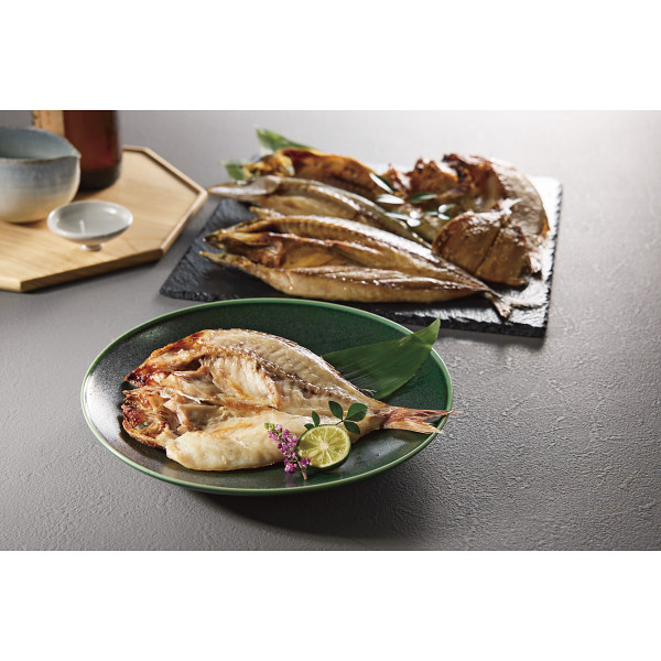 ２種類の鯛入り干物６種詰合せのサムネイル画像1