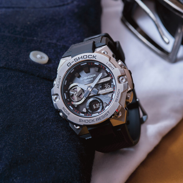 カシオ　Ｇ‐ＳＨＯＣＫ　腕時計【国内正規品】【ＧＳＴ－Ｂ４００－１ＡＪＦ】のサムネイル画像1