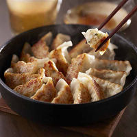 福岡「博多華味鳥」ひとくち餃子セット