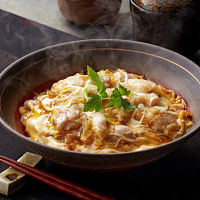 「新宿割烹中嶋」監修名古屋コーチン親子丼の具