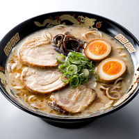 熊本らーめん(くまモンロゴ入り)とんこつ味乾麺10食