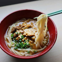 香川オリーブ牛入りとろけるすじ煮込み＆カレーうどん６人前